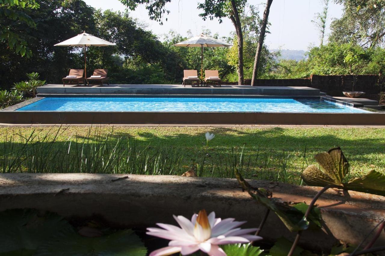 Hotel The Postcard Velha, Goa Goa Velha Esterno foto